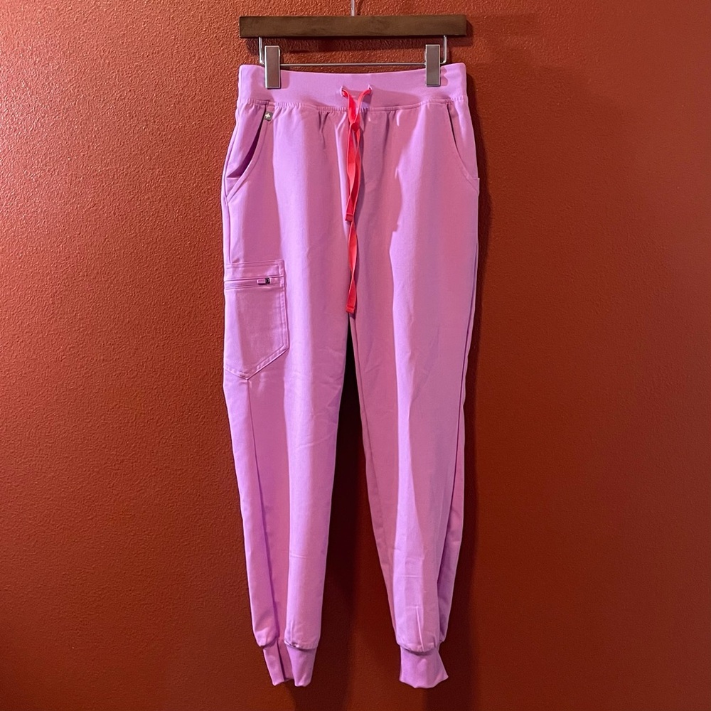 Figs Lavender Jogger Scrub Pants with Coral Drawstring